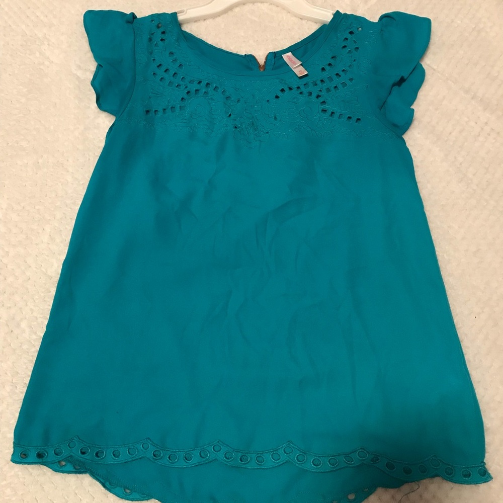 Butterfly top